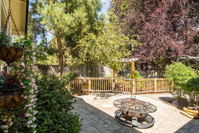 796 SE Briarwood Court, Bend, OR 97702
