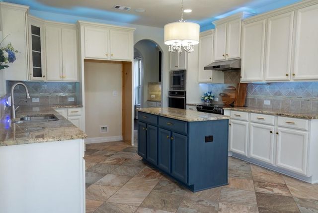 20102 Emery Spur Lane, Cypress, TX 77433