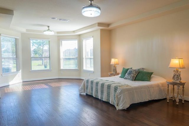 20102 Emery Spur Lane, Cypress, TX 77433