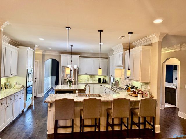 2715 Natures Trail SE, Owens Cross Roads, AL 35763