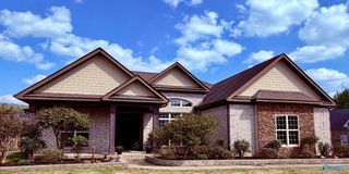 2715 Natures Trail SE, Owens Cross Roads, AL 35763