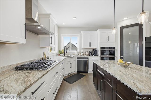 19782 Chase Drive, Macomb, MI 48042