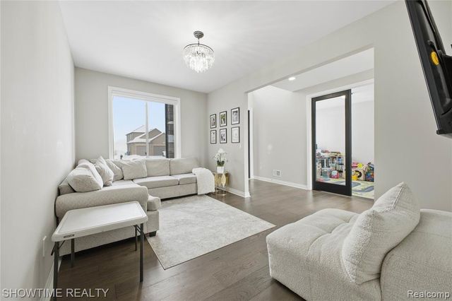 19782 Chase Drive, Macomb, MI 48042