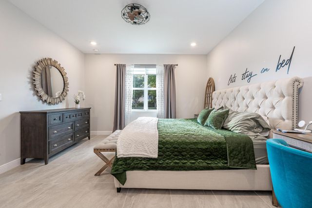 4185 Marina Way, Deerfield Beach, FL 33064