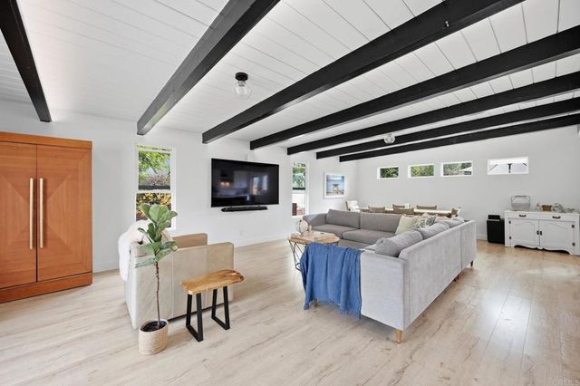 1801 Ratcliff Road, Carlsbad, CA 92008