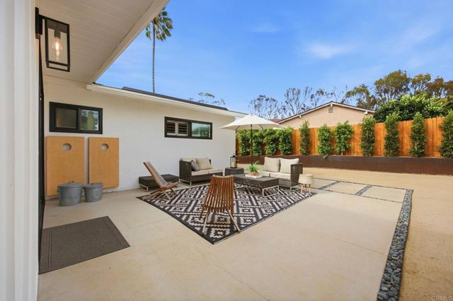 1801 Ratcliff Road, Carlsbad, CA 92008