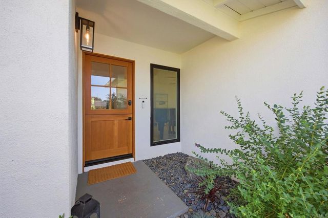 1801 Ratcliff Road, Carlsbad, CA 92008