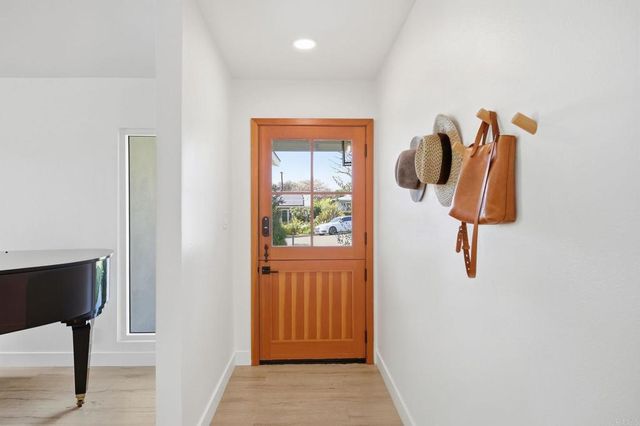 1801 Ratcliff Road, Carlsbad, CA 92008