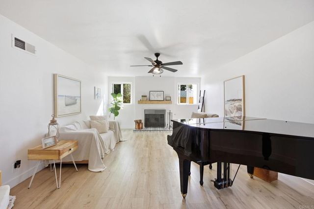 1801 Ratcliff Road, Carlsbad, CA 92008