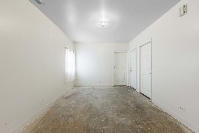 832 E 153 Street, Phoenix, IL 60426