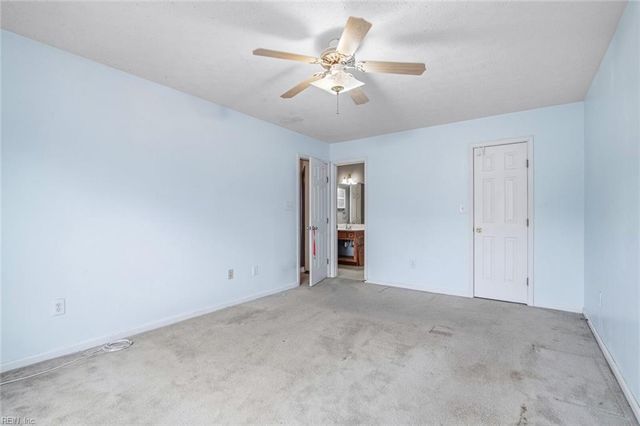 220 Jakes LN, Newport News, VA 23608