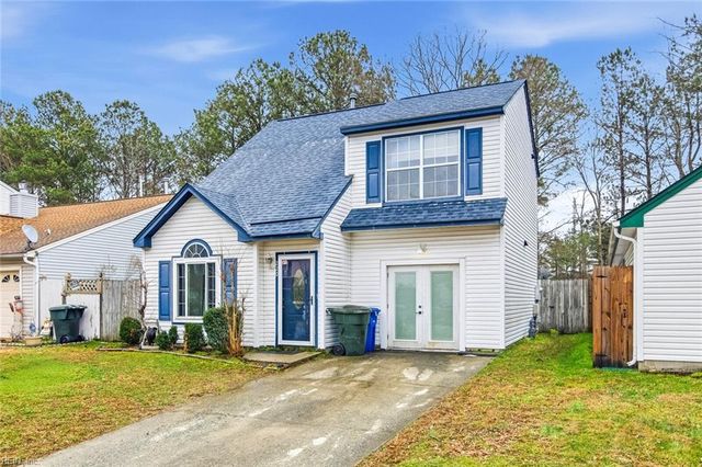 220 Jakes LN, Newport News, VA 23608