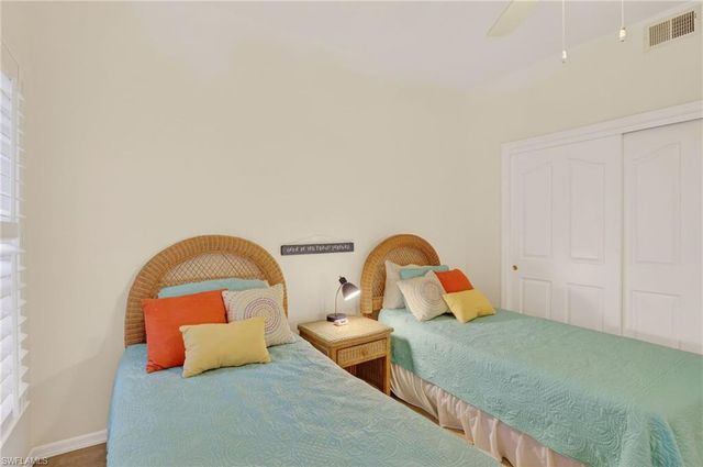 2827 Aintree LN C102, Naples, FL 34112