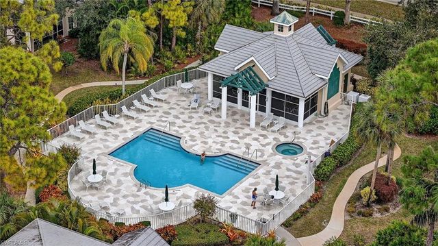 2827 Aintree LN C102, Naples, FL 34112