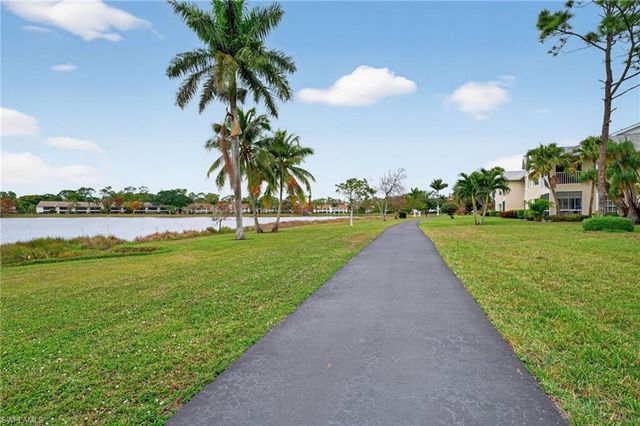 2827 Aintree LN C102, Naples, FL 34112