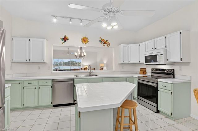 2827 Aintree LN C102, Naples, FL 34112