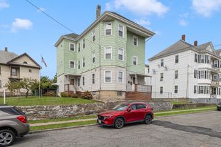 121 Hope Street, New Bedford, MA 02745