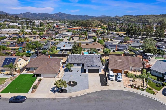 13111 Tobiasson Rd, Poway, CA 92064