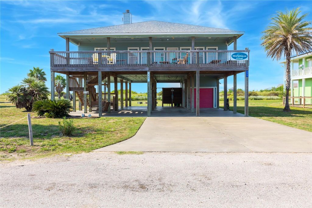 449 Atkinson Street, Crystal Beach, TX 77650
