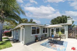 2337 Sunset Heights Drive, Los Angeles, CA 90046