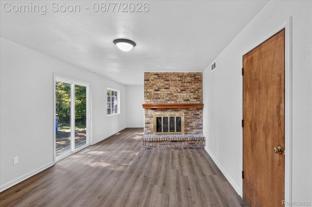 3461 Maple Drive, Ypsilanti, MI 48197