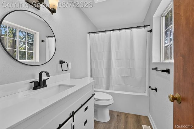 3461 Maple Drive, Ypsilanti, MI 48197