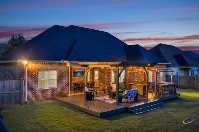 304 Norfolk Circle, Warner Robins, GA 31088