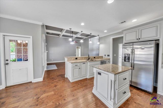 304 Norfolk Circle, Warner Robins, GA 31088
