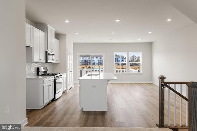 31 SAGE WAY, Mount Laurel, NJ 08054