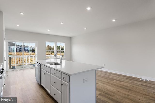 31 SAGE WAY, Mount Laurel, NJ 08054