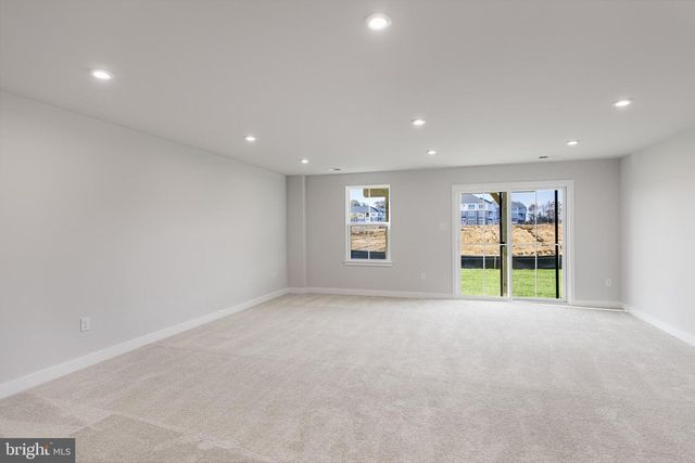 31 SAGE WAY, Mount Laurel, NJ 08054