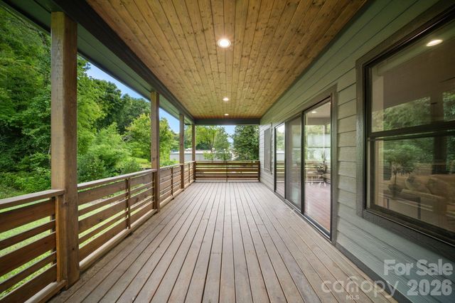 87 Glendale Avenue, Asheville, NC 28803
