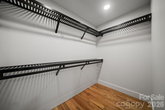 87 Glendale Avenue, Asheville, NC 28803