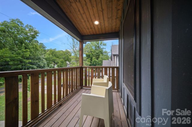 87 Glendale Avenue, Asheville, NC 28803