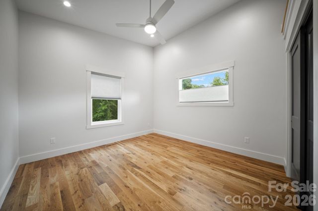 87 Glendale Avenue, Asheville, NC 28803