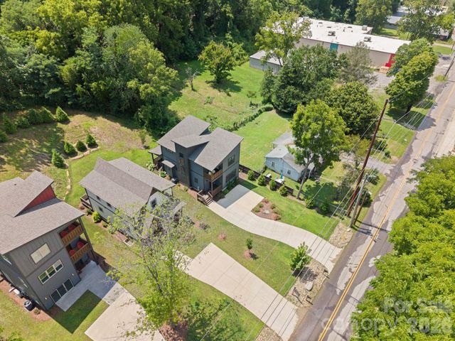 87 Glendale Avenue, Asheville, NC 28803