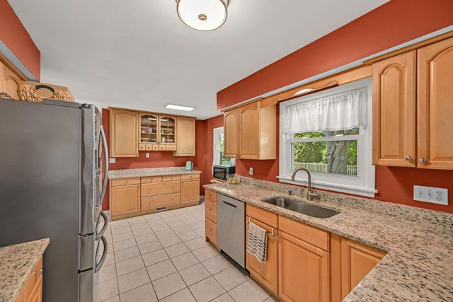 739 6th AVENUE, Grafton, WI 53024