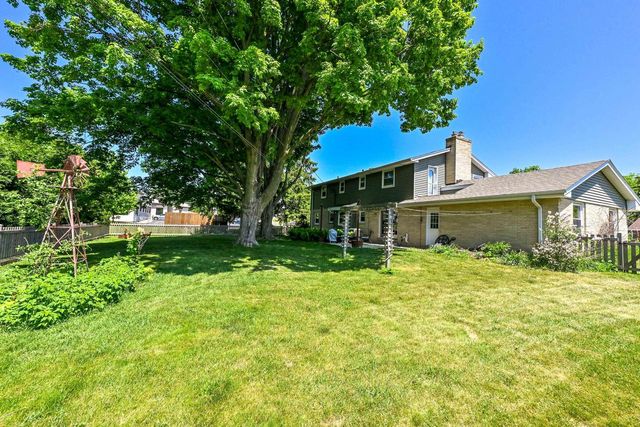 739 6th AVENUE, Grafton, WI 53024