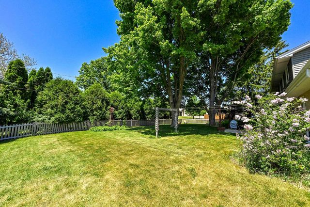 739 6th AVENUE, Grafton, WI 53024