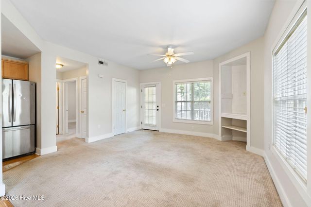 2306 Wrightsville Avenue Apt 101, Wilmington, NC 28403