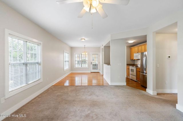 2306 Wrightsville Avenue Apt 101, Wilmington, NC 28403