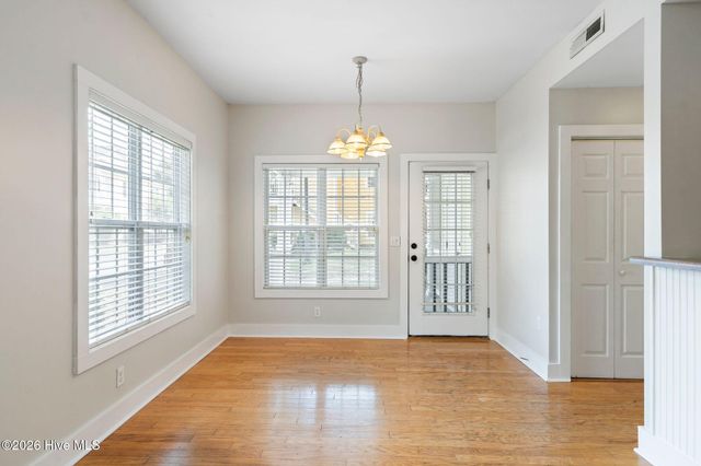 2306 Wrightsville Avenue Apt 101, Wilmington, NC 28403