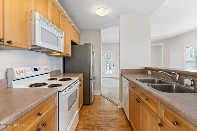 2306 Wrightsville Avenue Apt 101, Wilmington, NC 28403