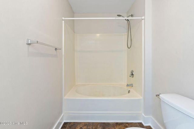 2306 Wrightsville Avenue Apt 101, Wilmington, NC 28403