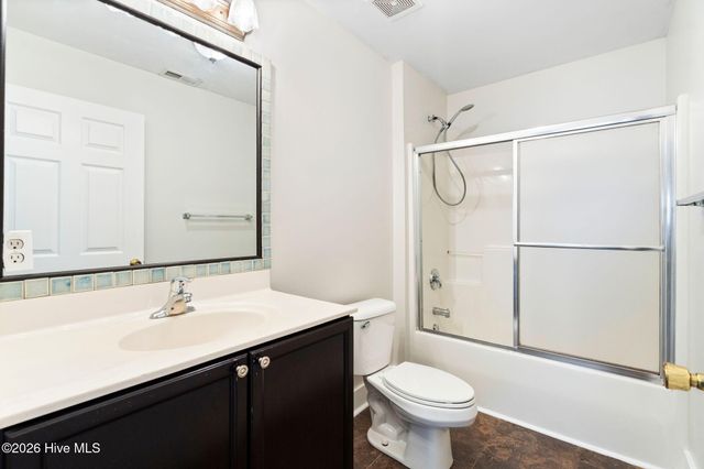 2306 Wrightsville Avenue Apt 101, Wilmington, NC 28403