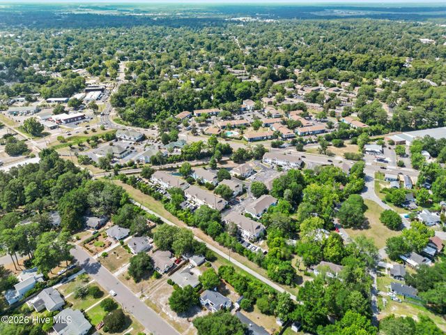 2306 Wrightsville Avenue Apt 101, Wilmington, NC 28403