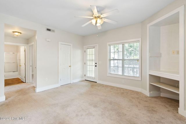 2306 Wrightsville Avenue Apt 101, Wilmington, NC 28403