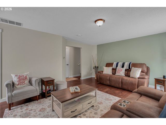 16020 Sw CATTAIL Ct, Portland, OR 97223