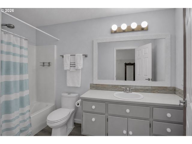 16020 Sw CATTAIL Ct, Portland, OR 97223