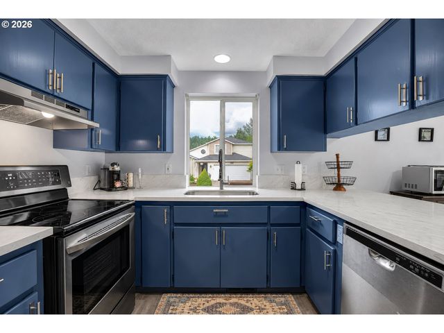 16020 Sw CATTAIL Ct, Portland, OR 97223